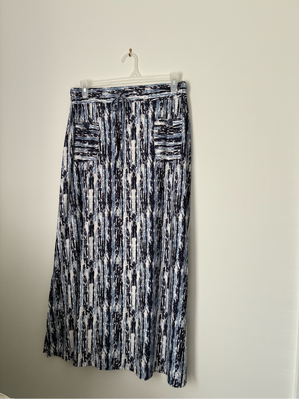 Robert Louis Navy and White Patterned Maxi Skirt